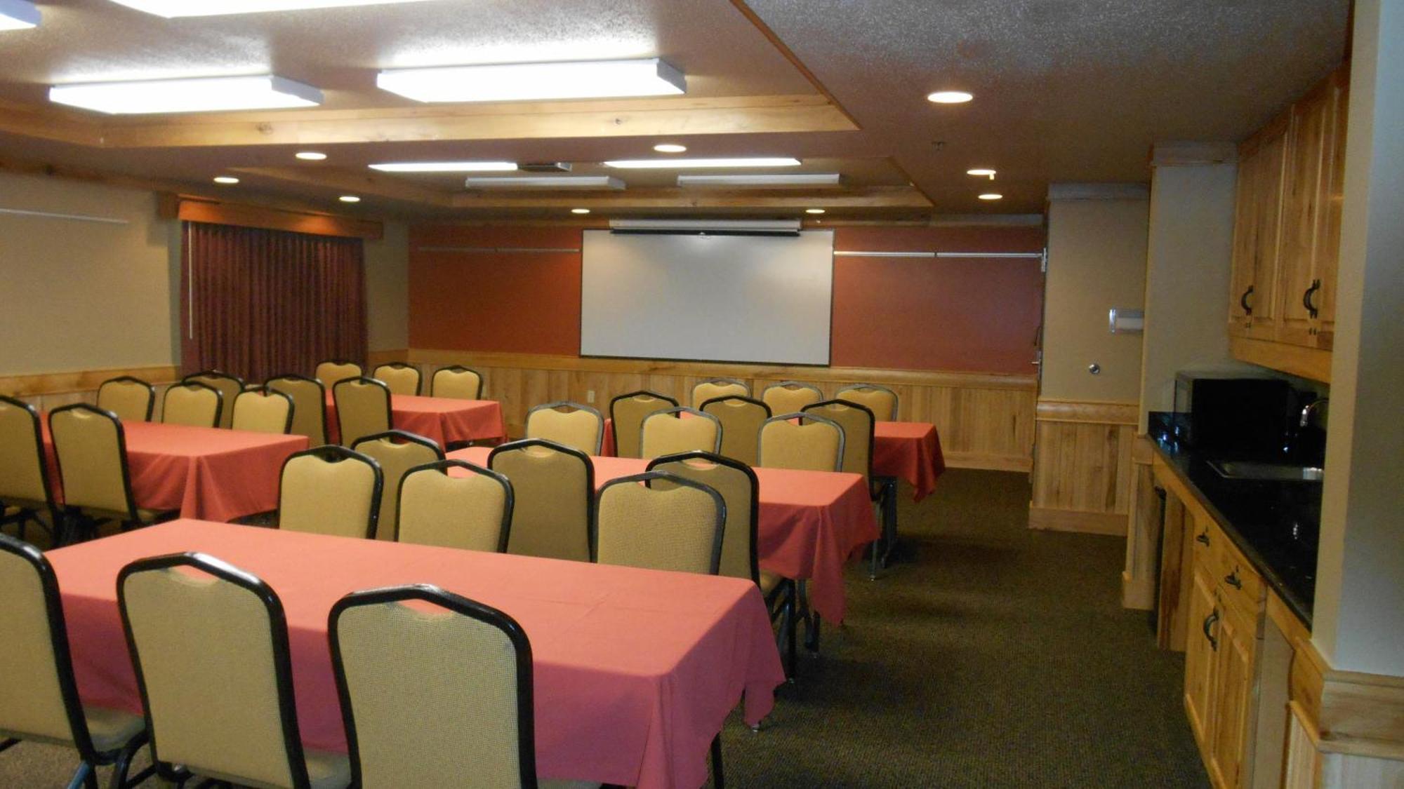 Americinn By Wyndham Hotel