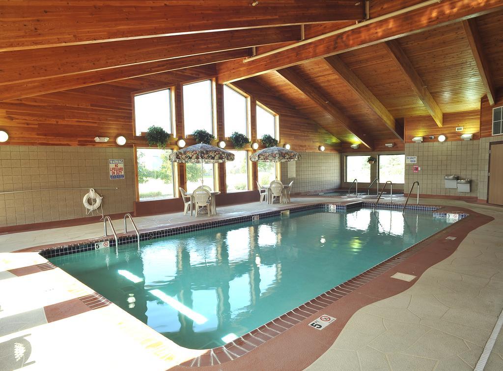 Hotel Americinn By Wyndham Oswego