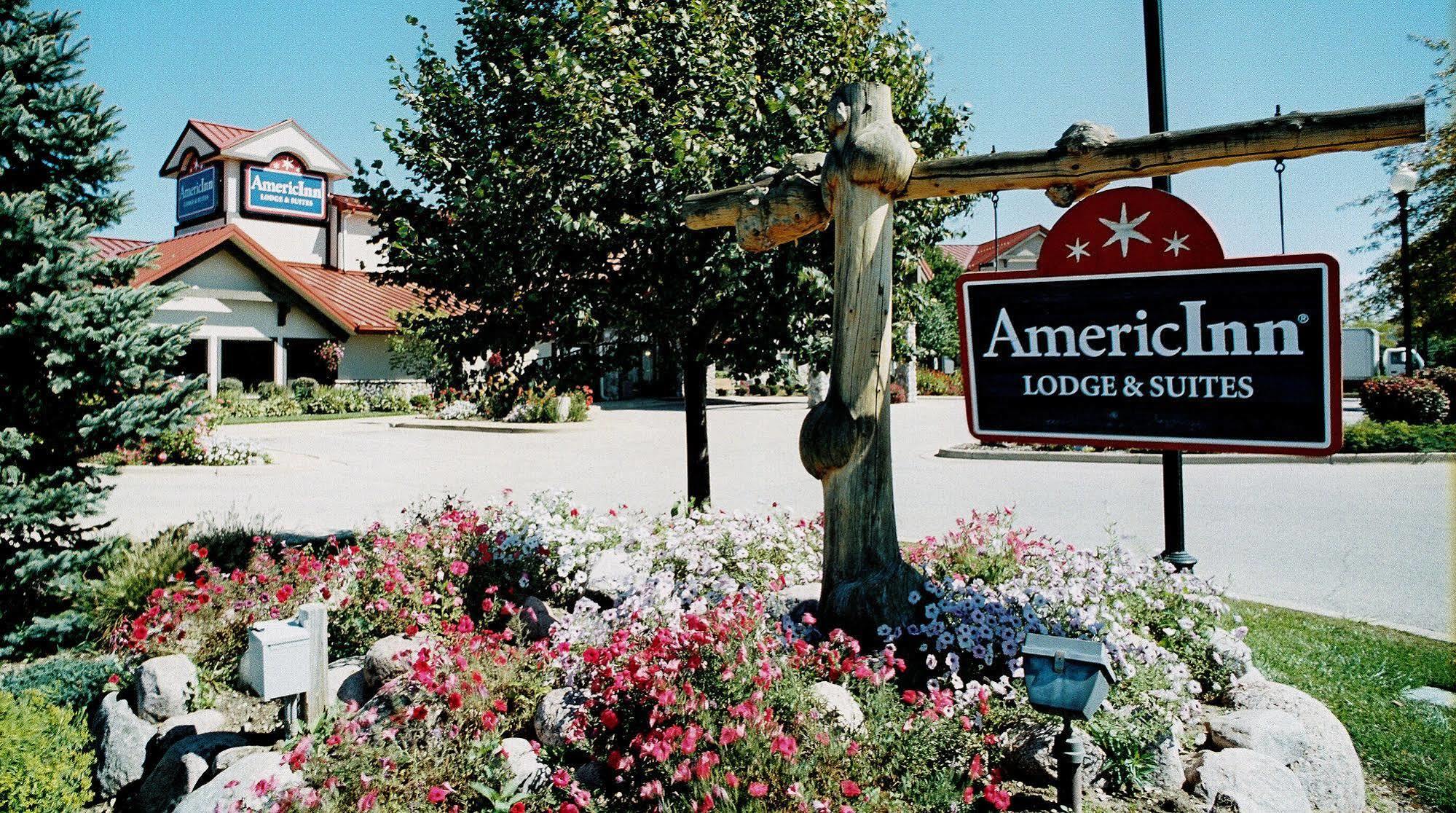 Hotel Americinn By Wyndham Oswego
