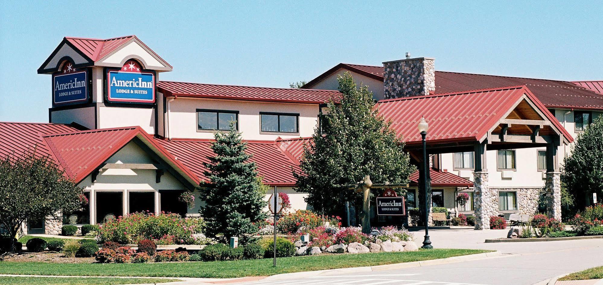 Hotel Americinn By Wyndham Oswego